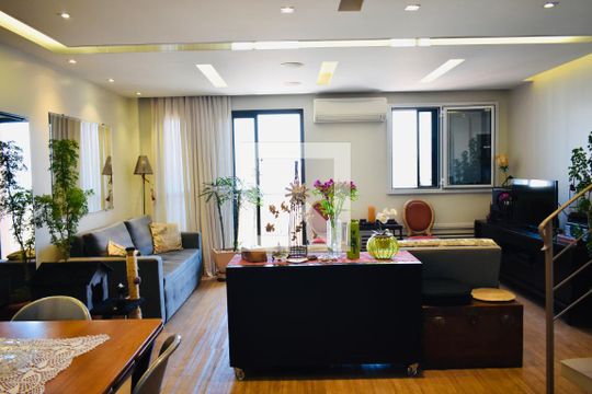 Sala de apartamento à venda com 2 quartos, 135m² em Mirandópolis , São Paulo