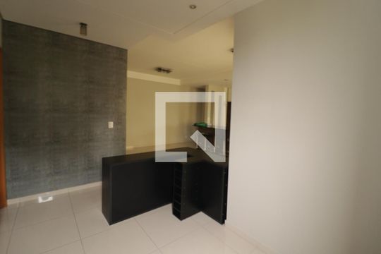 Sala de apartamento à venda com 2 quartos, 87m² em Jardim Trevo, Jundiaí