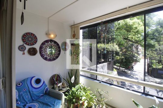 Sacada de apartamento à venda com 2 quartos, 115m² em Auxiliadora, Porto Alegre