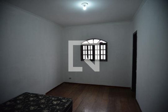 Quarto 1 de casa à venda com 2 quartos, 220m² em Jardim Santo Alberto, Santo André
