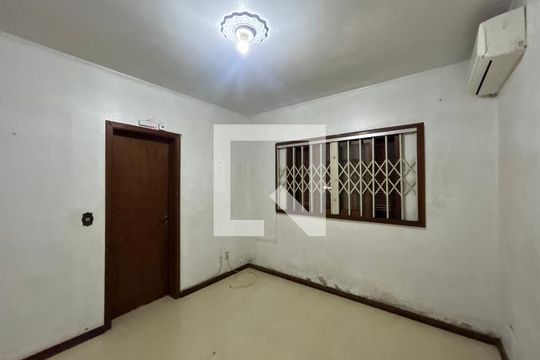 Quarto 2 de casa à venda com 4 quartos, 390m² em Ideal, Novo Hamburgo