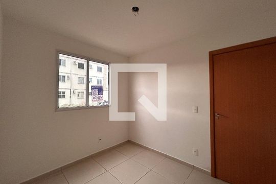 Quarto 2 de apartamento à venda com 2 quartos, 50m² em Feitoria, São Leopoldo
