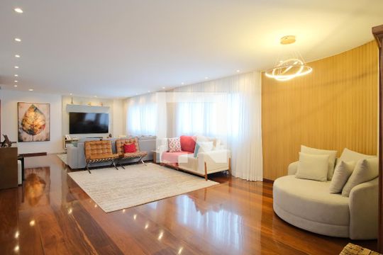 Sala de apartamento à venda com 4 quartos, 280m² em Tatuapé, São Paulo