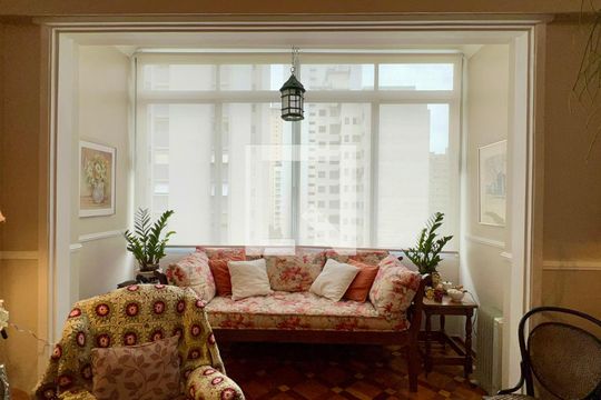 Detalhe Sala de apartamento à venda com 2 quartos, 113m² em Cerqueira César, São Paulo