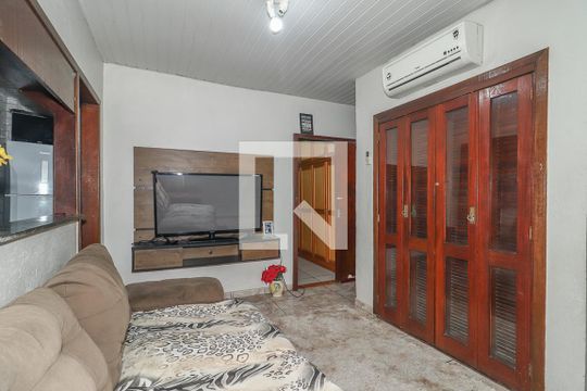 Sala de casa à venda com 1 quarto, 100m² em Jardim Carvalho, Porto Alegre