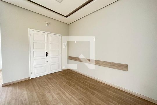 Sala  de casa para alugar com 8 quartos, 406m² em Centro, Uberlândia