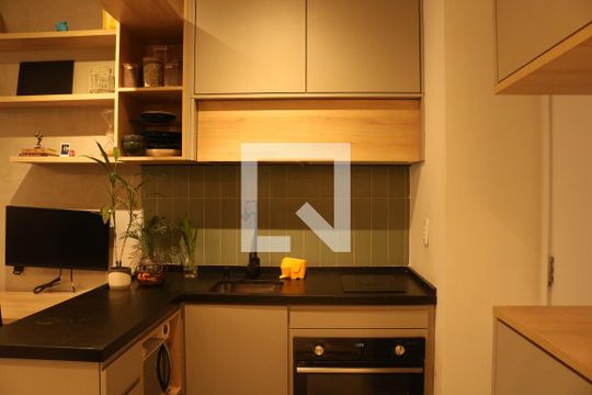 Sala/Cozinha de kitnet/studio à venda com 1 quarto, 36m² em Pompeia, São Paulo
