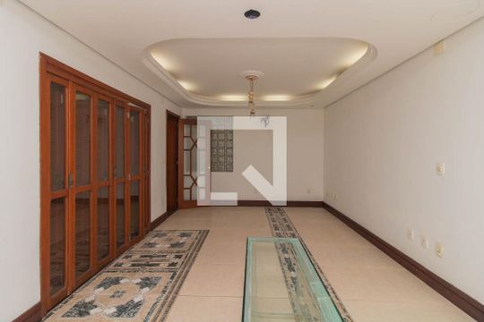 Quarto 1 de casa para alugar com 3 quartos, 341m² em Ipanema, Porto Alegre
