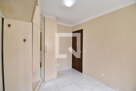 Quarto 1 de apartamento para alugar com 2 quartos, 58m² em Cidade Jardim, São José dos Pinhais