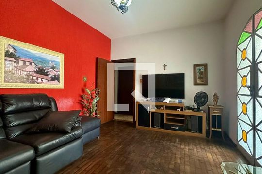 Sala de casa à venda com 6 quartos, 527m² em Monsenhor Messias, Belo Horizonte