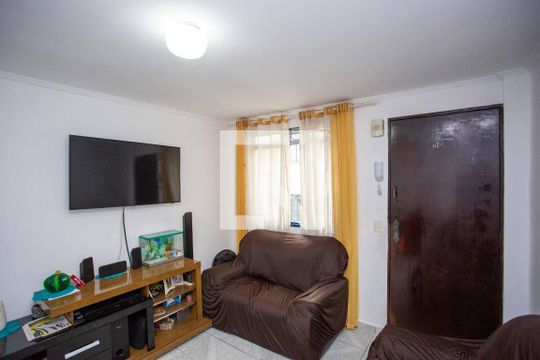 Sala de apartamento à venda com 2 quartos, 44m² em Conceição, Diadema