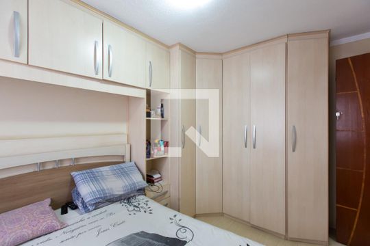 Quarto 2 de apartamento à venda com 3 quartos, 53m² em Itaquera, São Paulo