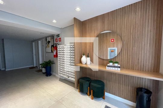Hall de apartamento à venda com 2 quartos, 57m² em Jaguaré, São Paulo