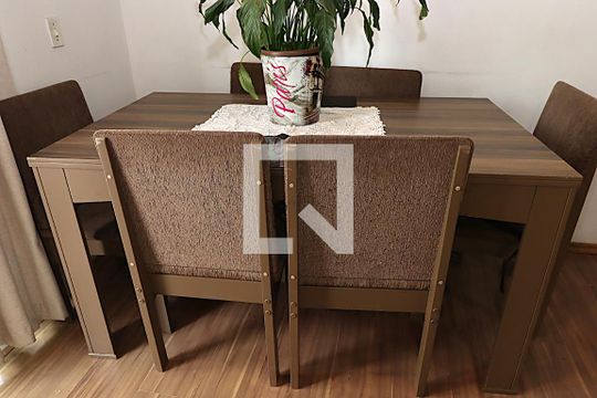 Sala  de apartamento à venda com 3 quartos, 67m² em Humaitá, Porto Alegre