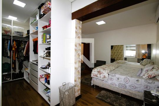 Suíte 1 de casa à venda com 3 quartos, 150m² em Calafate, Belo Horizonte