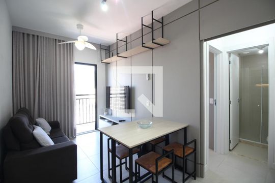 Sala de apartamento para alugar com 1 quarto, 34m² em Jacarepaguá, Rio de Janeiro