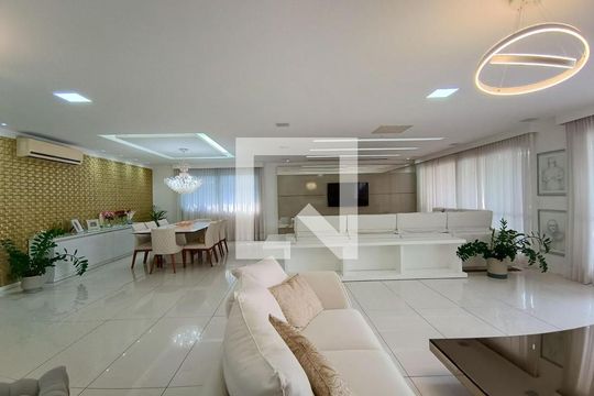 Sala de casa de condomínio à venda com 4 quartos, 600m² em Barra da Tijuca, Rio de Janeiro
