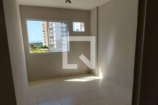Suíte de apartamento à venda com 3 quartos, 75m² em Vicente de Carvalho, Rio de Janeiro