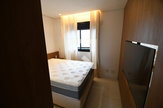 Quarto de apartamento à venda com 1 quarto, 55m² em Nova Campinas, Campinas