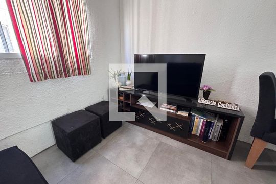 sala de apartamento à venda com 2 quartos, 42m² em Santos Dumont, São Leopoldo