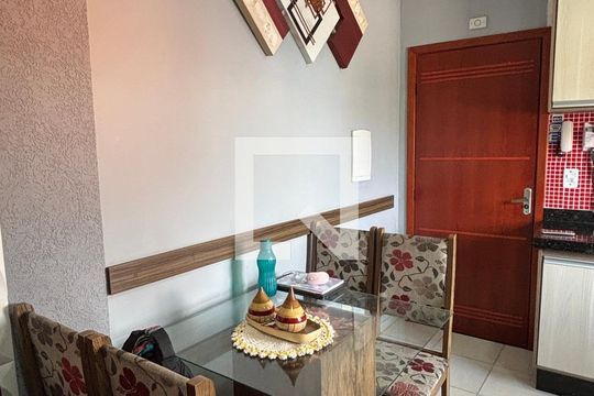 Sala/Cozinha de apartamento à venda com 2 quartos, 76m² em Jardim Marek, Santo André