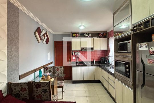 Sala/Cozinha de apartamento à venda com 2 quartos, 76m² em Jardim Marek, Santo André