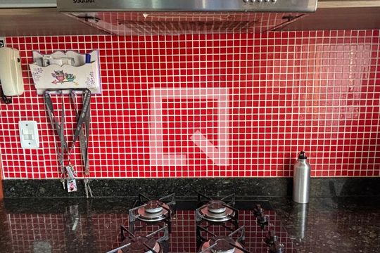 Sala/Cozinha de apartamento à venda com 2 quartos, 76m² em Jardim Marek, Santo André