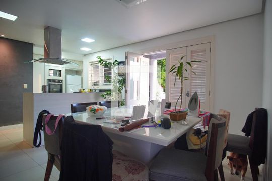 Sala de Jantar de casa para alugar com 3 quartos, 241m² em Hamburgo Velho, Novo Hamburgo