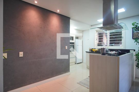 Cozinha de casa para alugar com 3 quartos, 241m² em Hamburgo Velho, Novo Hamburgo