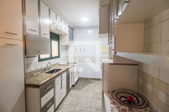 Cozinha de apartamento à venda com 3 quartos, 96m² em Alphaville Industrial, Barueri