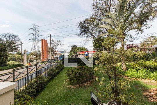 Entrada de apartamento à venda com 3 quartos, 96m² em Alphaville Industrial, Barueri