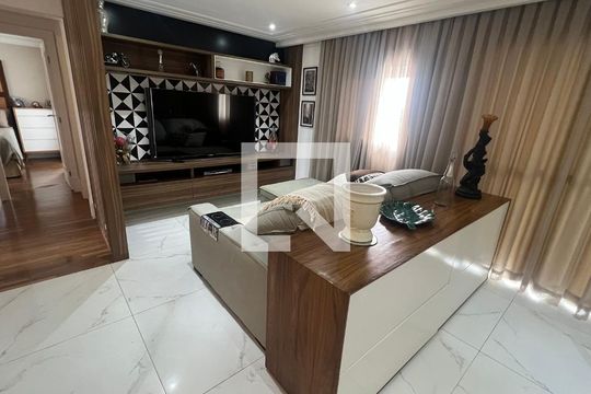Sala de apartamento à venda com 3 quartos, 109m² em Jardim Aeroporto, São Paulo