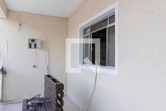 Varanda 1 de casa à venda com 3 quartos, 125m² em Jardim Verônia, São Paulo