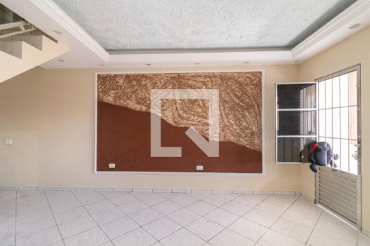 Sala de casa à venda com 3 quartos, 125m² em Jardim Verônia, São Paulo