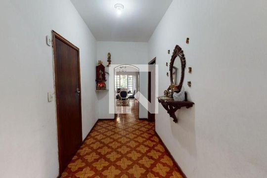 Casa à venda com 4 quartos, 538m² em Cambuci, São Paulo