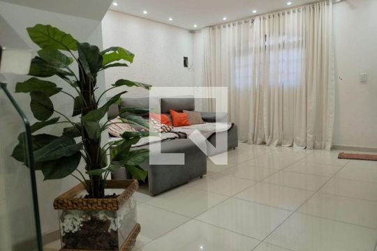 Casa à venda com 3 quartos, 215m² em Parque Marajoara, Santo André