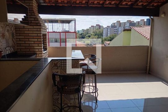 Casa à venda com 3 quartos, 215m² em Parque Marajoara, Santo André