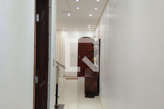 Casa à venda com 3 quartos, 215m² em Parque Marajoara, Santo André