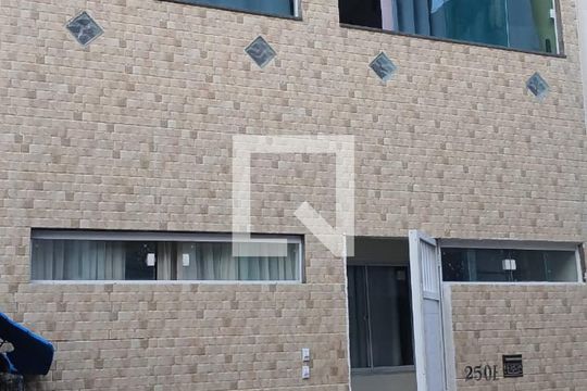 Fachada de casa para alugar com 3 quartos, 100m² em Barreiras, Salvador
