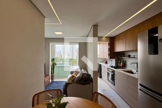 Sala  de apartamento à venda com 2 quartos, 44m² em Vila Cruzeiro, São Paulo