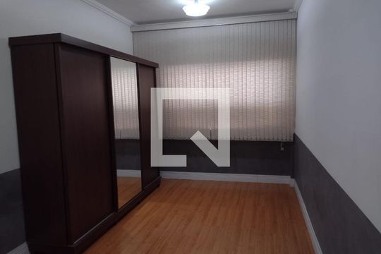 Sala e Quarto de apartamento à venda com 2 quartos, 120m² em Centro, Jundiaí