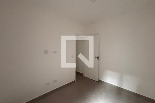 Quarto de apartamento para alugar com 1 quarto, 28m² em Vila Lucia, São Paulo