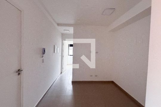 Sala/Cozinha de apartamento para alugar com 1 quarto, 28m² em Vila Lucia, São Paulo