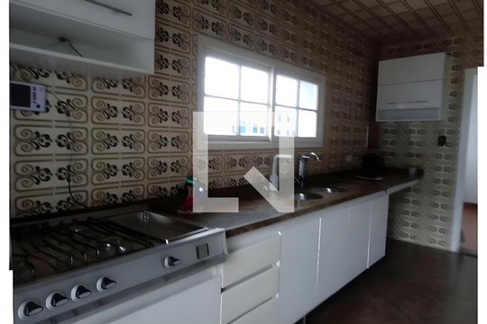 Casa para alugar com 4 quartos, 550m² em Itaim Bibi, São Paulo