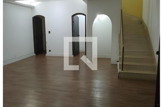 Casa para alugar com 4 quartos, 550m² em Itaim Bibi, São Paulo