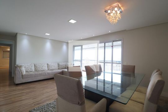 Sala de apartamento para alugar com 4 quartos, 135m² em Jardim, Santo André