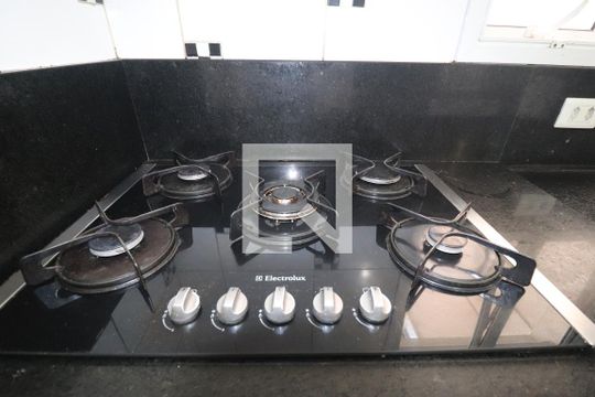 Cozinha de apartamento para alugar com 4 quartos, 135m² em Jardim, Santo André