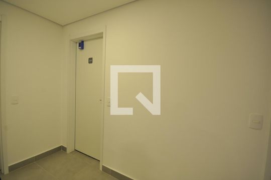 Lockbox de apartamento à venda com 2 quartos, 32m² em Vila Maria, São Paulo
