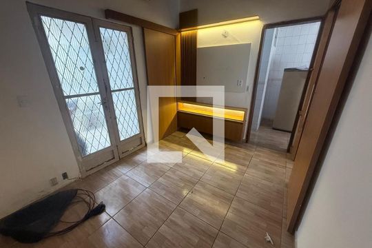 Casa à venda com 2 quartos, 95m² em Taquara, Rio de Janeiro