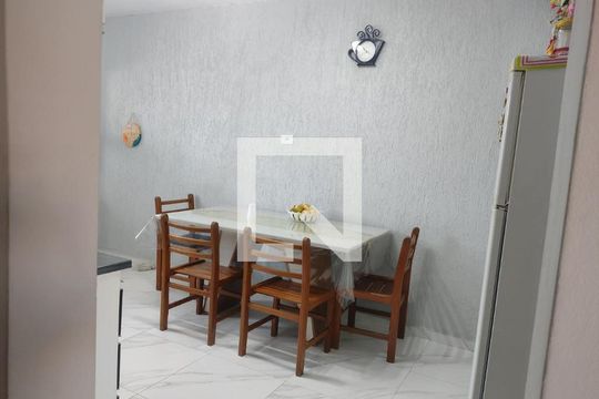 Casa à venda com 4 quartos, 109m² em Parque Novo Oratório, Santo André